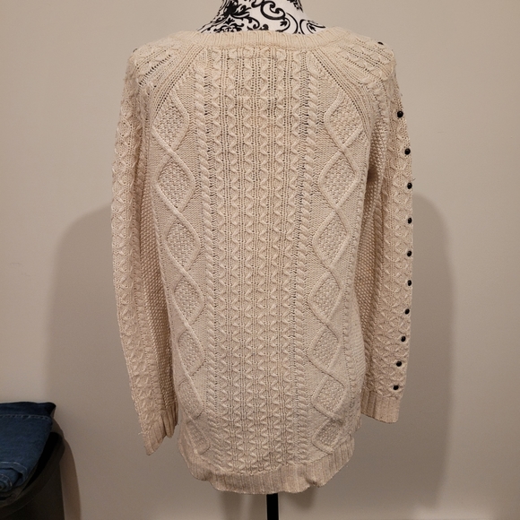 Circa 2005 American Eagle studded sweater - Picture 2 of 3